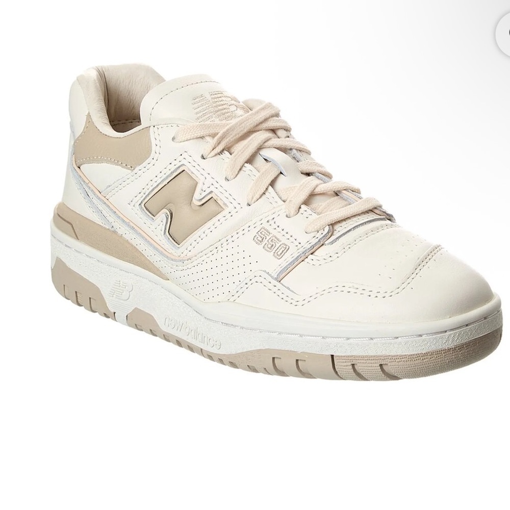 New Balance Women's 550 Sneaker in Cream and Tan
